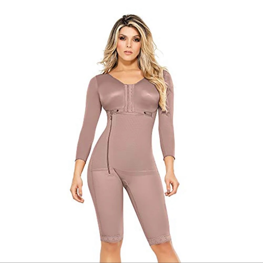 Fajas 2 size s and yours be size L